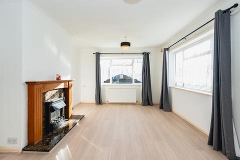 4 bedroom chalet to rent, Harvey Road, Willesborough TN24