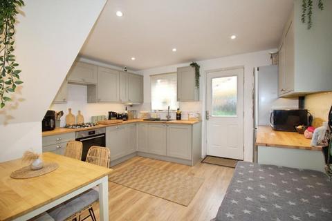 3 bedroom semi-detached house for sale, Setts Green, Bourne, PE10 0FZ