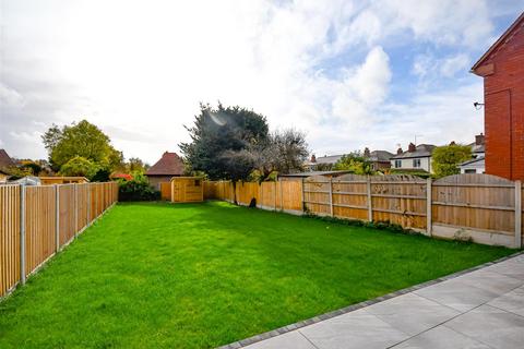 undefined, 7 Planks Lane, Wombourne, WOLVERHAMPTON