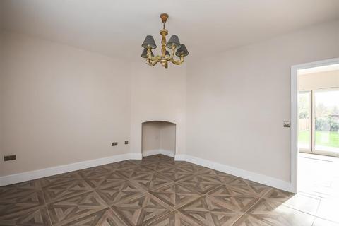 undefined, 7 Planks Lane, Wombourne, WOLVERHAMPTON