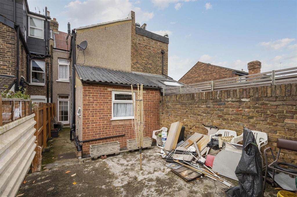 90 Durham Road,15.jpg