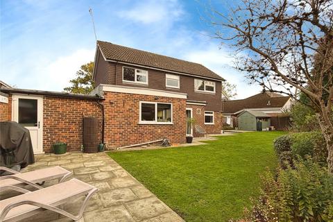 4 bedroom house for sale, Shires Way, Yateley, Hampshire