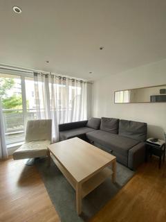 3 bedroom apartment to rent, Wards Wharf Approach, Royal Victoria Docks, Silver Town E16