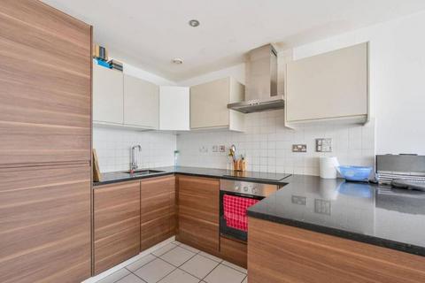 1 bedroom apartment to rent, 21 Western Gateway, Royal Victoria Dock, Excel E16