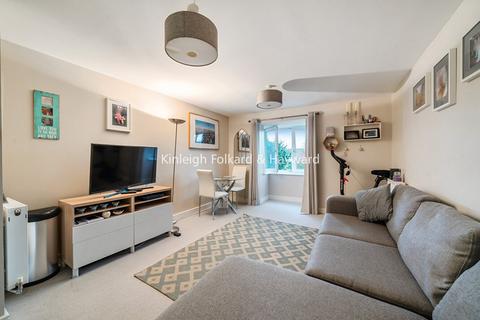 undefined, Greenview Drive, London, SW20