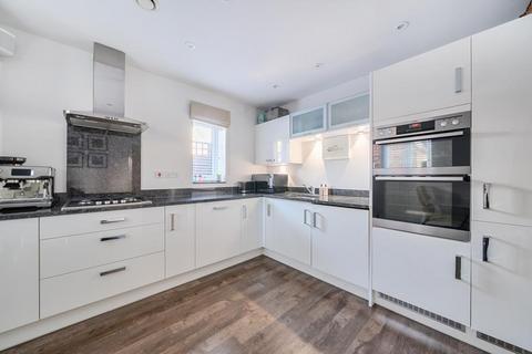 undefined, Maidenhead,  Berkshire,  SL6