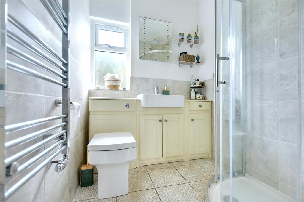 Shower Room.jpeg
