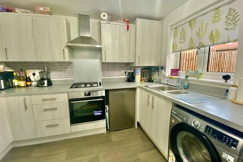 3 bedroom terraced house for sale, Burnham Crescent, Hampton Woods, Peterborough