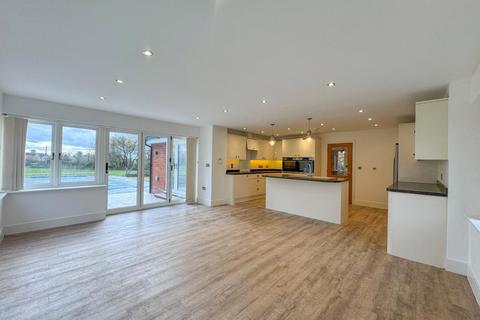 5 bedroom detached house to rent, Boyton End, Stoke By Clare, CO10