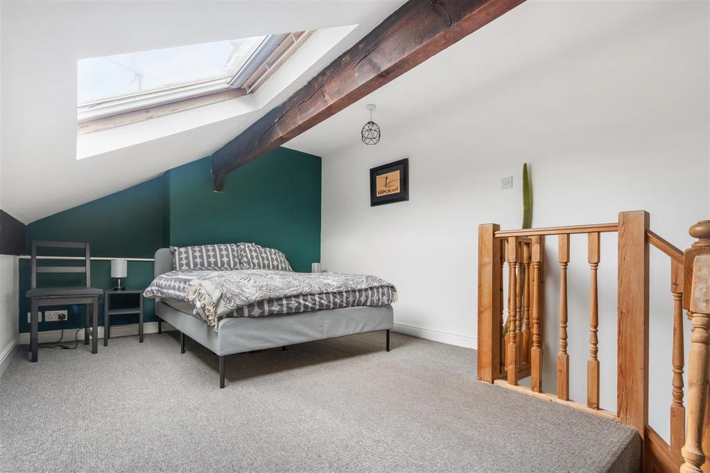 Versatile room/attic