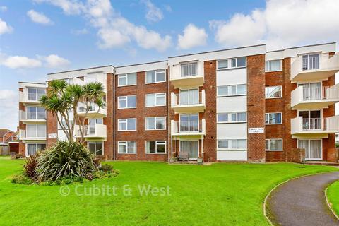 2 bedroom ground floor flat for sale, Marama Gardens, Rustington BN16