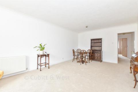 2 bedroom ground floor flat for sale, Marama Gardens, Rustington BN16