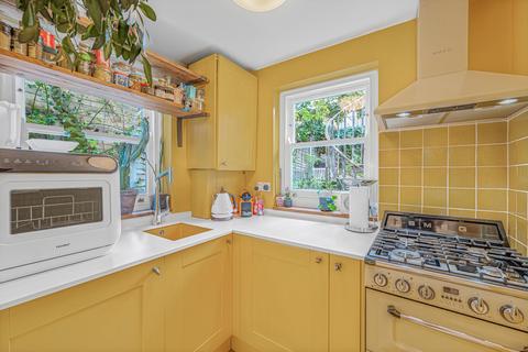 1 bedroom flat for sale, Balls Pond Road, Islington, N1
