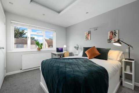 undefined, Thorpe Road, Northampton, NN4