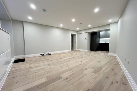 2 bedroom flat to rent, Bournemouth