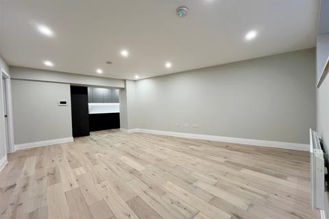 2 bedroom flat to rent, Bournemouth