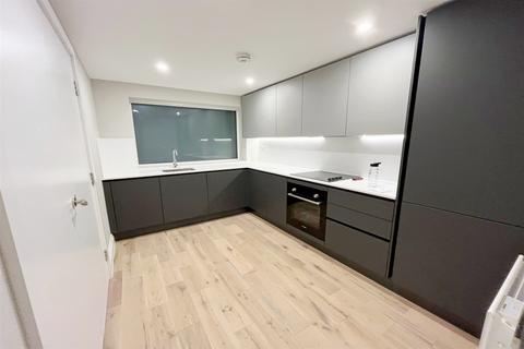 2 bedroom flat to rent, Bournemouth