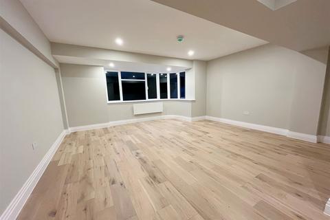 2 bedroom flat to rent, Bournemouth