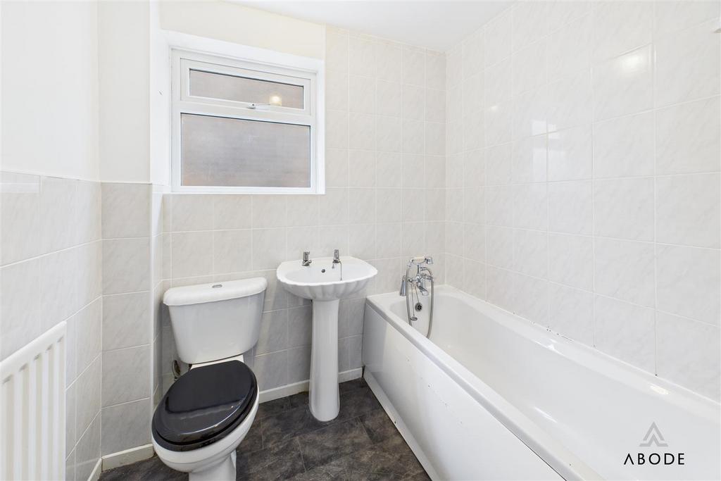 CAM02696 G0-PR0691-STILL013.jpg