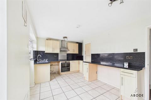 13 Chestnut Road, Burton-on-trent, DE15 9QS