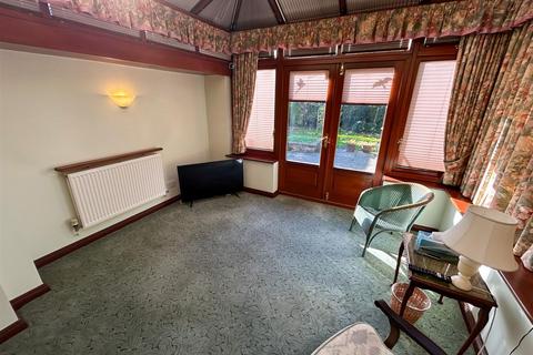 undefined, Mold Road, Cefn-Y-Bedd, Wrexham
