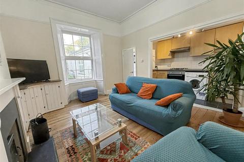 1 bedroom apartment for sale, Falmouth