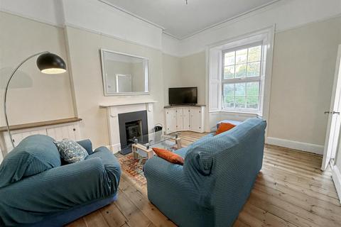 1 bedroom apartment for sale, Falmouth