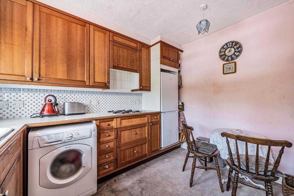 Kitchen (2)
