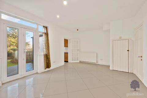 undefined, Sutton Common Road, Surrey SM3