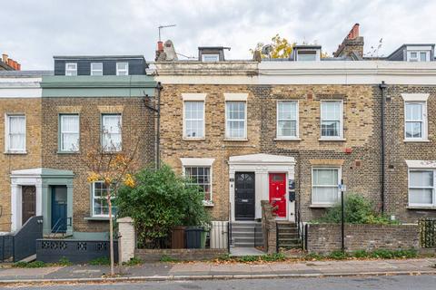 2 bedroom flat to rent, Florence Road, New Cross, London, SE14