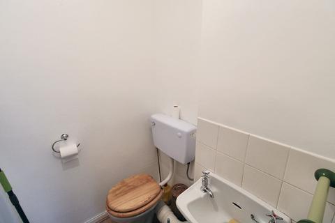 undefined, Deepdale Gardens, Killingworth, Newcastle upon Tyne, Tyne and Wear, NE12 6QS