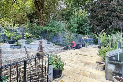 undefined, Cole Close, Malmesbury