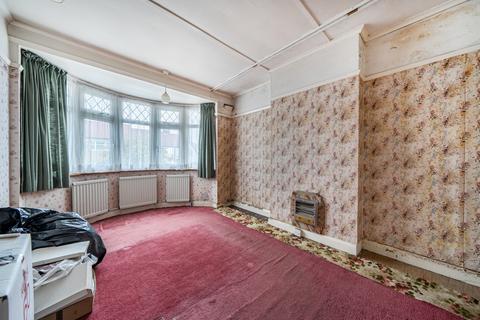 3 bedroom end of terrace house for sale, Selworthy Road, London