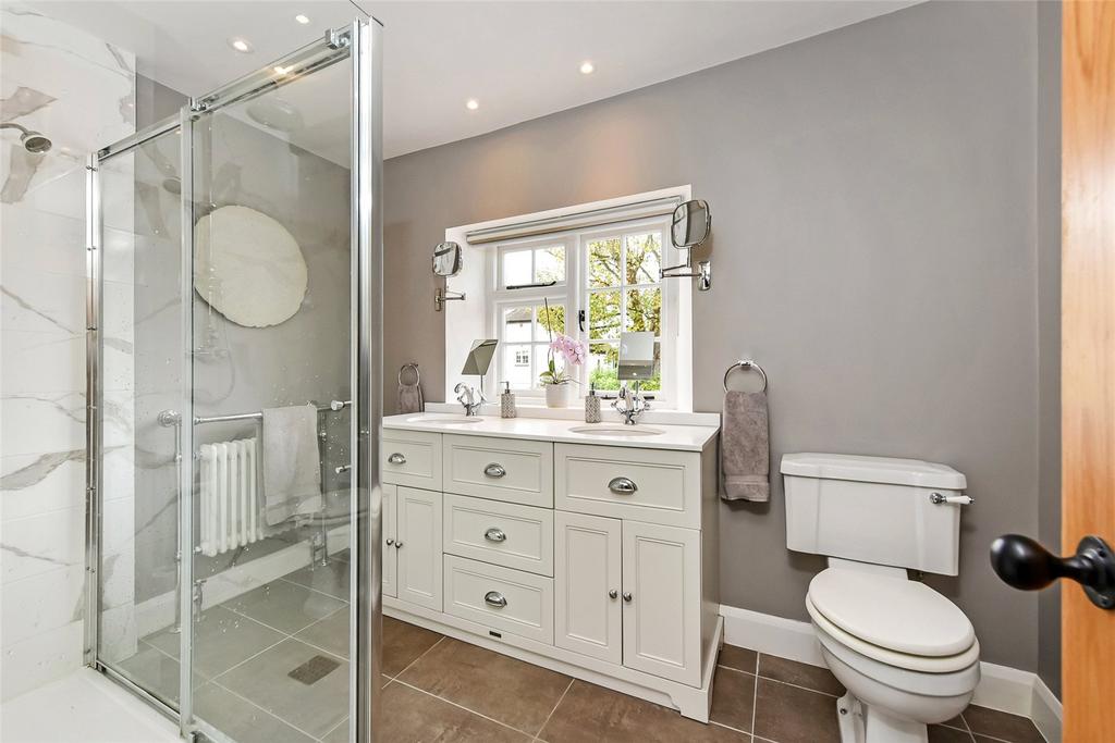 Ensuite