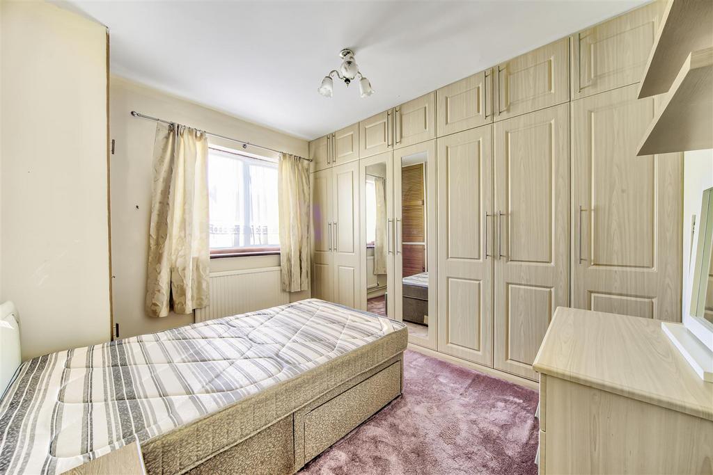 Eden Harper Woodmansterne Rd SW16 20.jpg