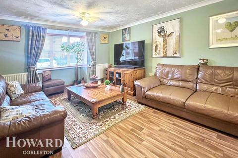 undefined, Seafields Drive, Hopton