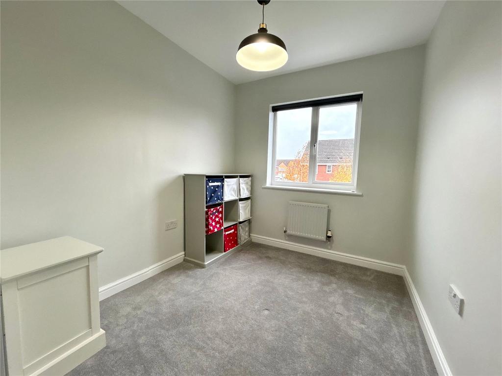 Bedroom 5/Office