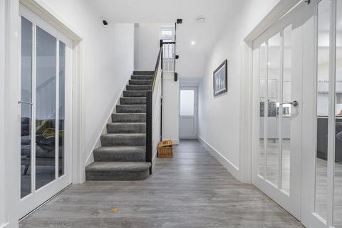 51 Westland Drive, Bromley, BR2 7HE