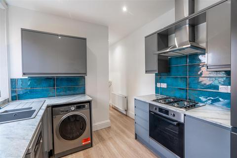 5 bedroom maisonette to rent, £115pppw - Heaton Road, Heaton, NE6