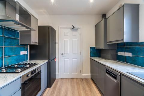 5 bedroom maisonette to rent, £115pppw - Heaton Road, Heaton, NE6