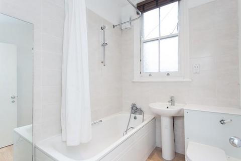 3 bedroom flat to rent, Cranworth Gardens, Stockwell, London, SW9