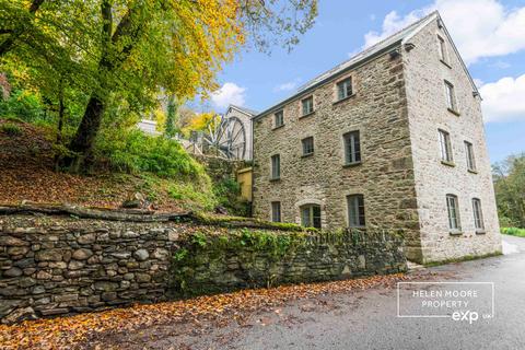 undefined, Plymouth PL7