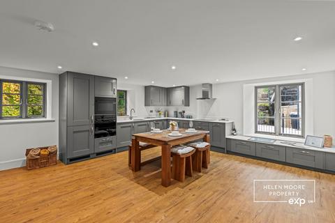 undefined, Plymouth PL7