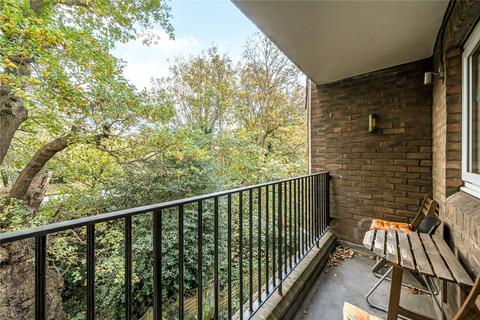 2 bedroom apartment for sale, Garrick Close, Ealing