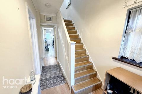 Charter Road, Slough
