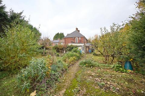 3 bedroom semi-detached house for sale, East Close, Burbage, Hinckley