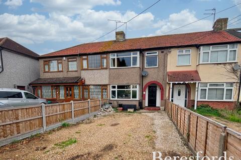 St. Marys Lane, North Ockendon, RM14