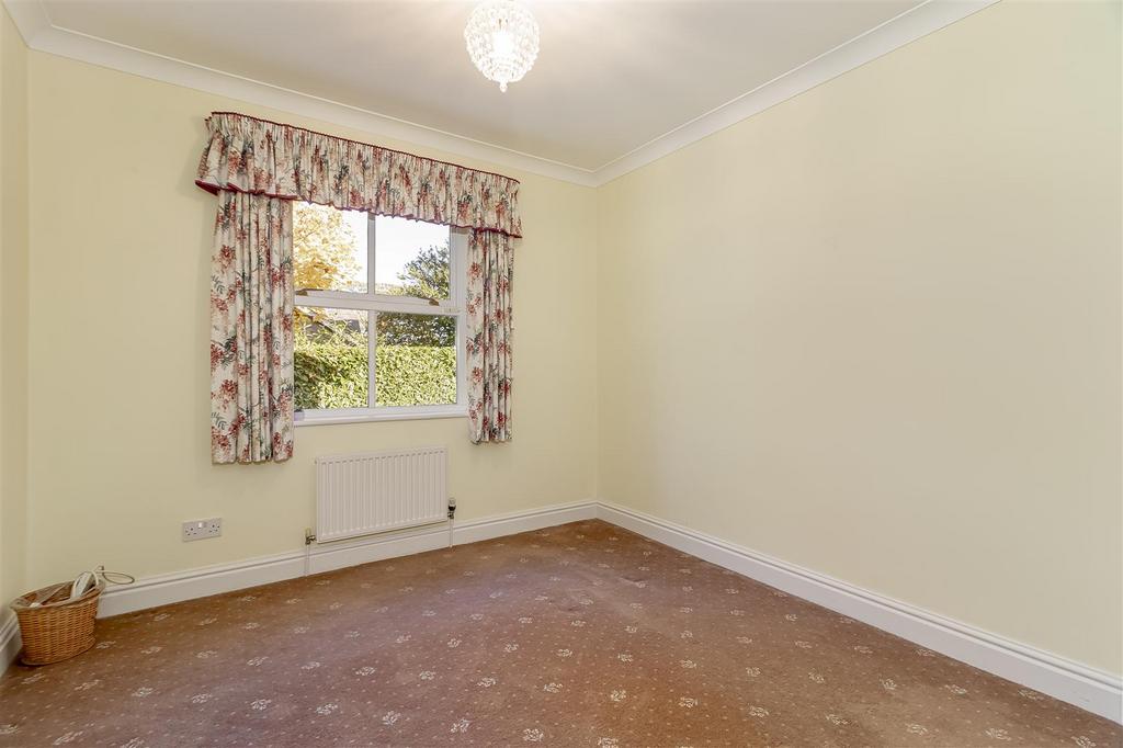 Bedroom 2.jpg