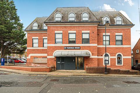 1 bedroom flat for sale, Jacobs Yard, Basingstoke RG21 7PE