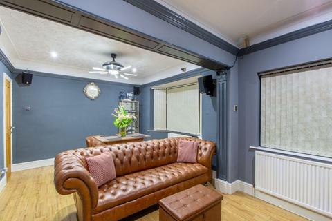 6 bedroom detached house for sale, Leeds LS8